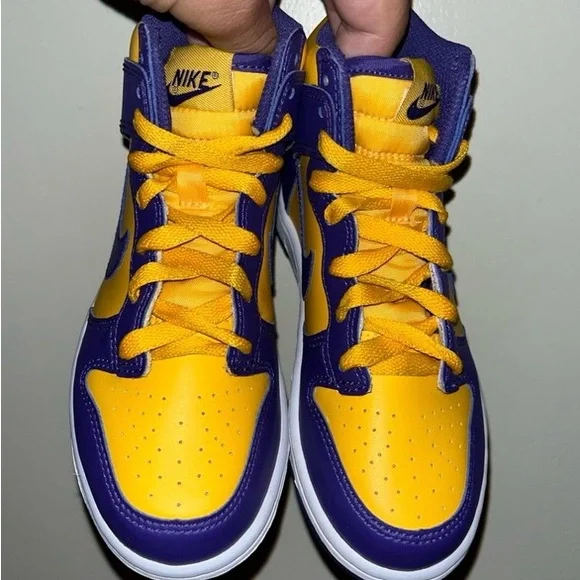 Nike Dunk High Lakers - Picture 4 of 7